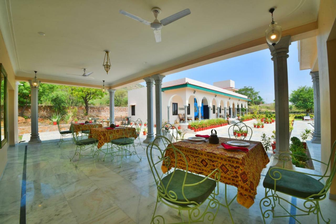Premkunj Hotel Udaipur Exterior foto